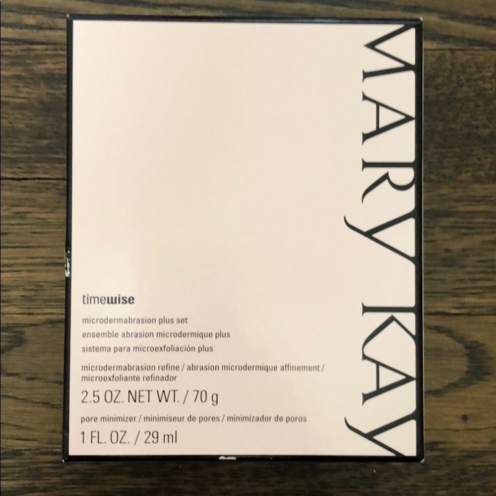 Mary Kay TimeWise® Microdermabrasion Plus Set